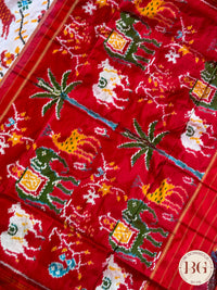 Ikkat Pure silk handloom saree - White Red