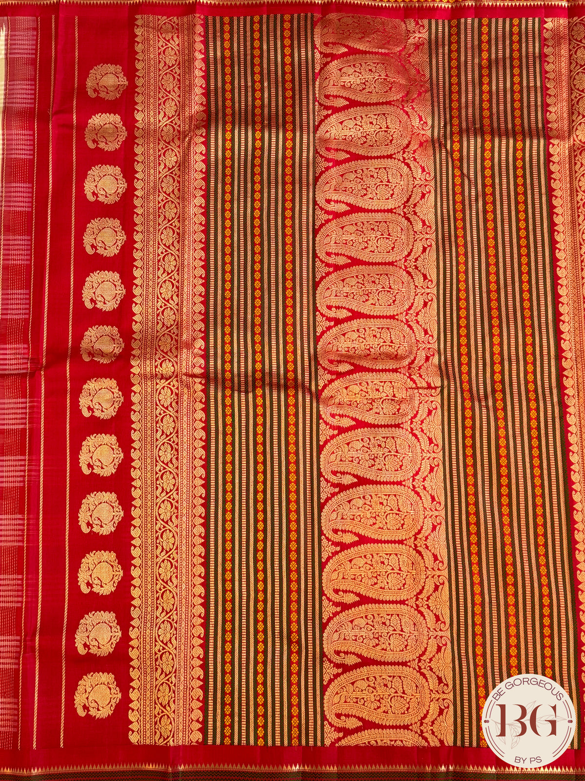 Gadwal - Pure Silk checker - off white body red pallu and border