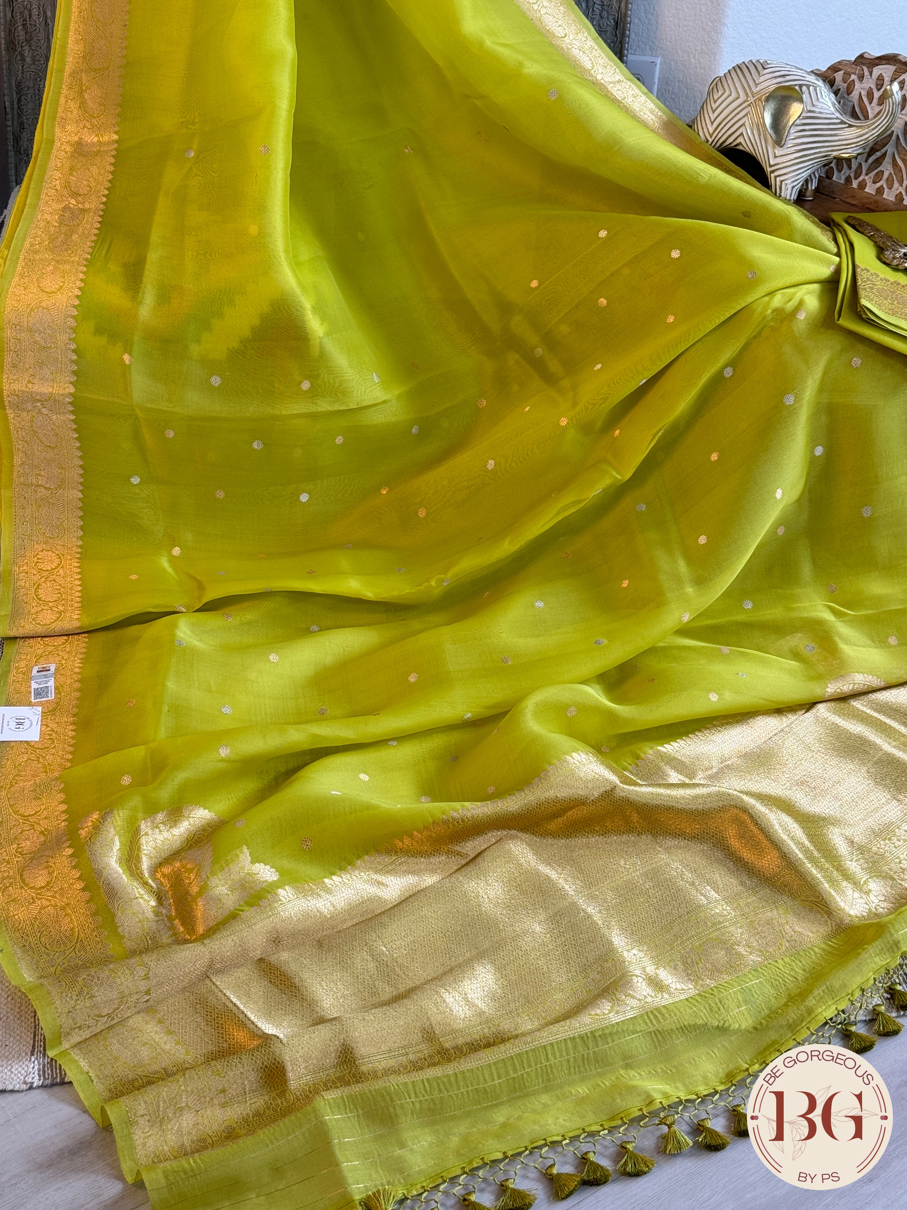 Banarasi Handloom Kora Organza Silk Saree - Silk mark certfied - Green