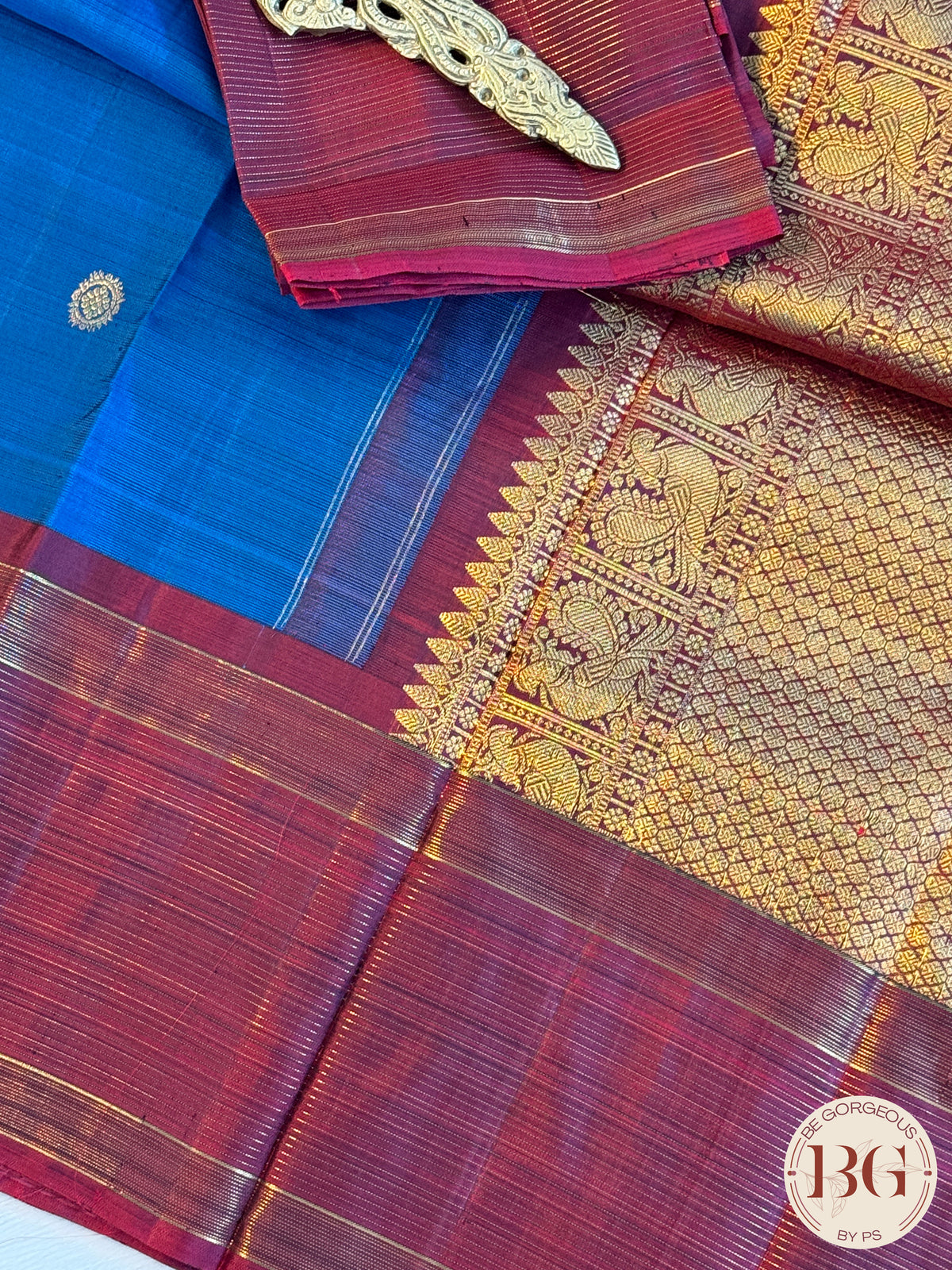 Kanjeevaram pure silk handloom saree - blue big border