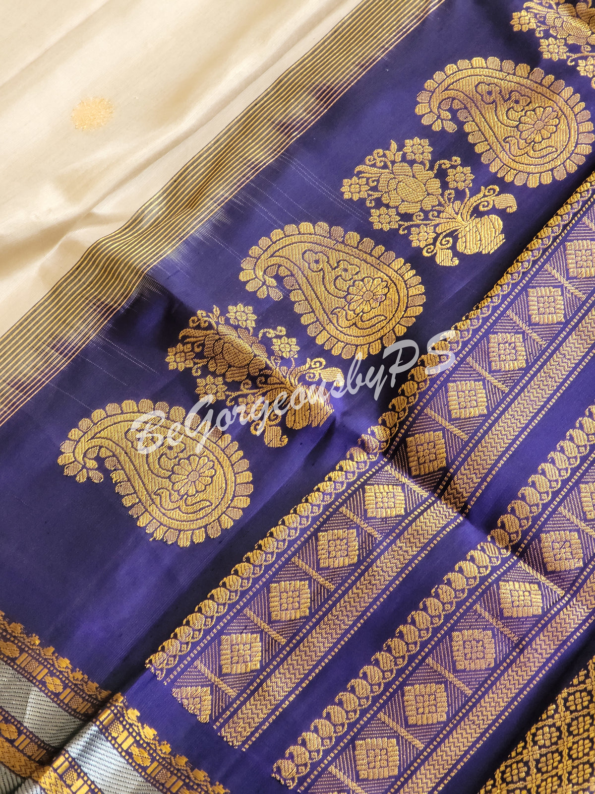 Gadwal Silk Saree with ganga jamuna border