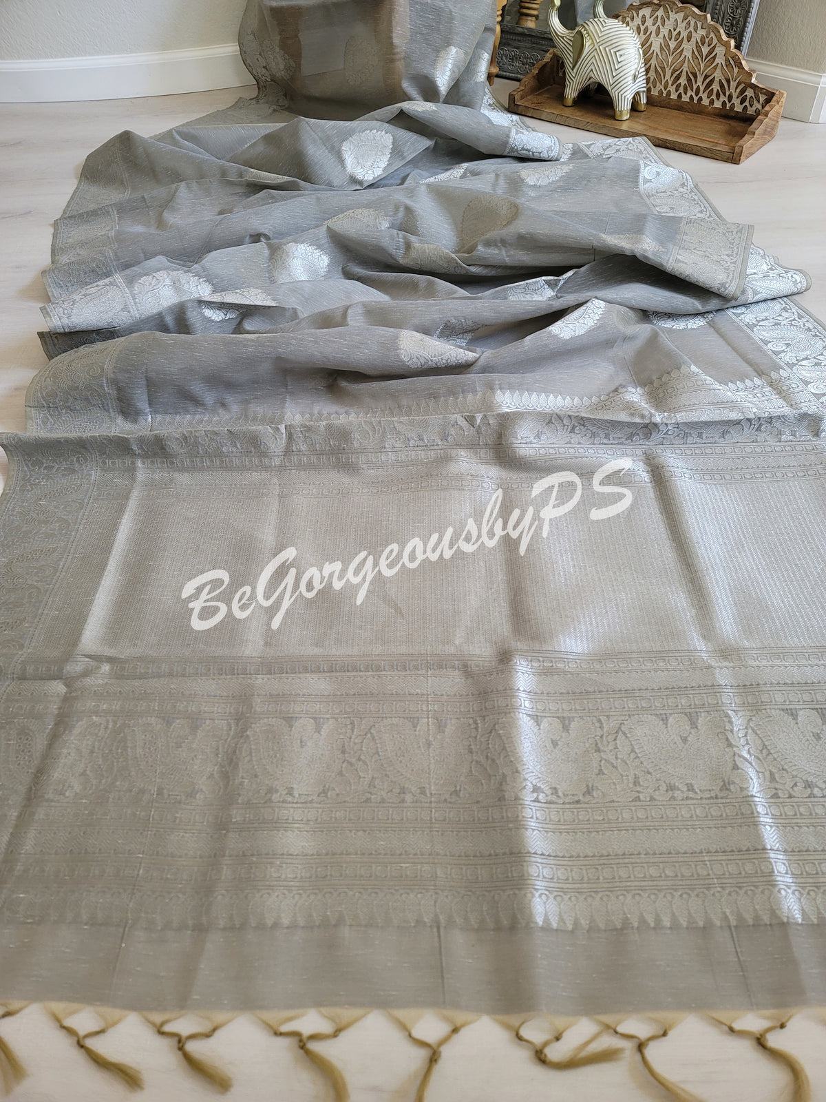 Khadi Tussar saree with silver zari