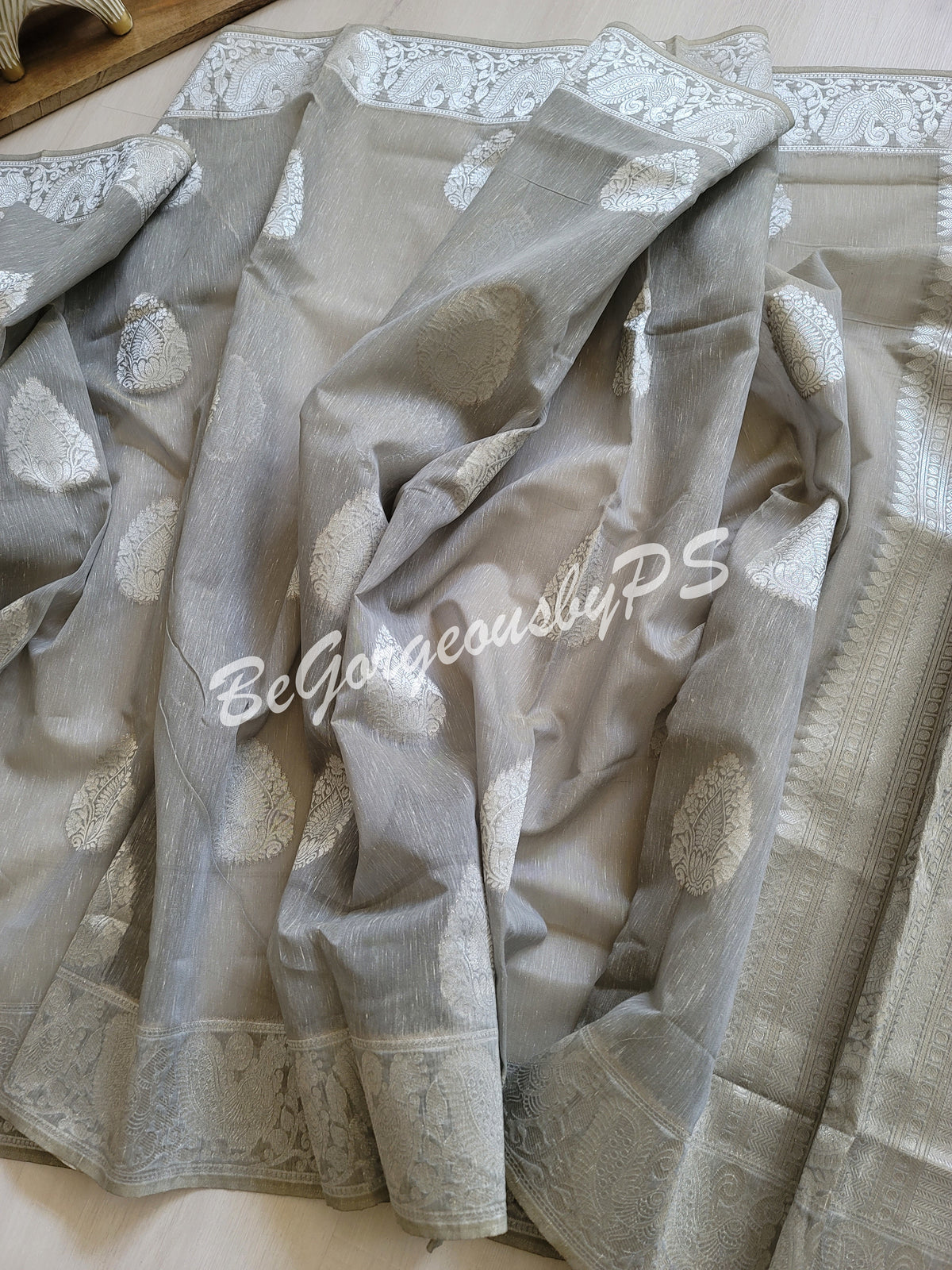 Khadi Tussar saree with silver zari