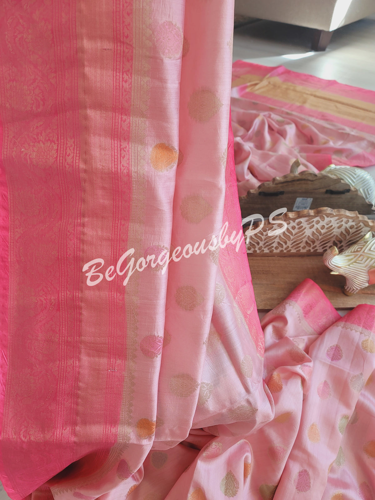 Moonga Banarasi saree with weaving