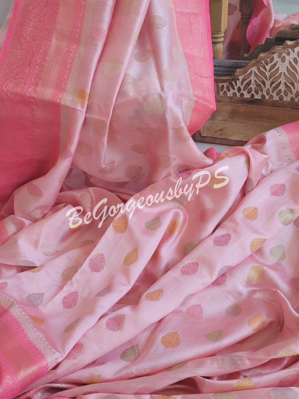 Moonga Banarasi saree with weaving