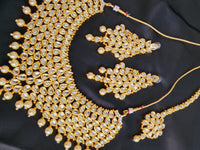 Gold Kundan Choker Necklace Set with maangtika