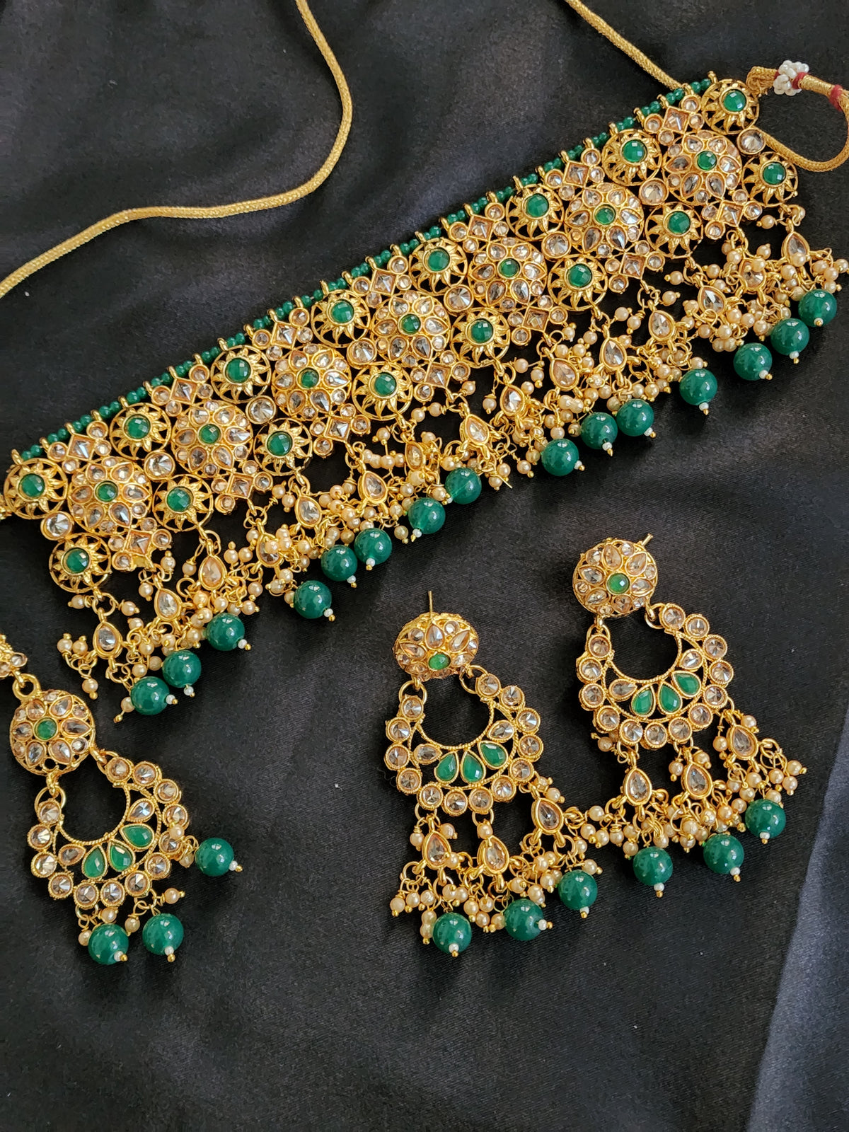 Kundan Choker Necklace Set with maangtika Green