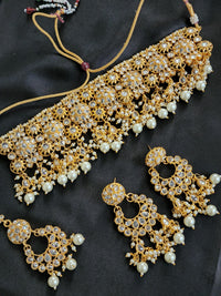 Kundan Choker Necklace Set with maangtika Gold
