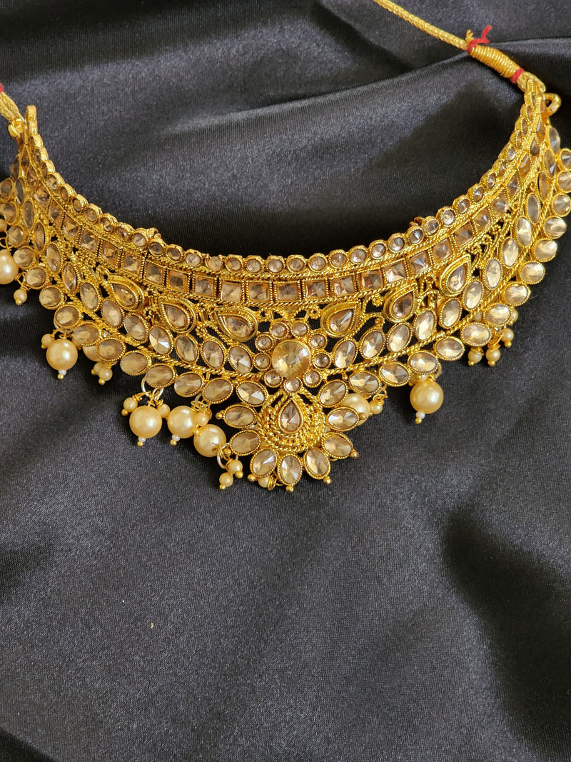 Kundan Choker Necklace Set - Gold