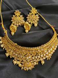 Kundan Choker Necklace Set - Gold