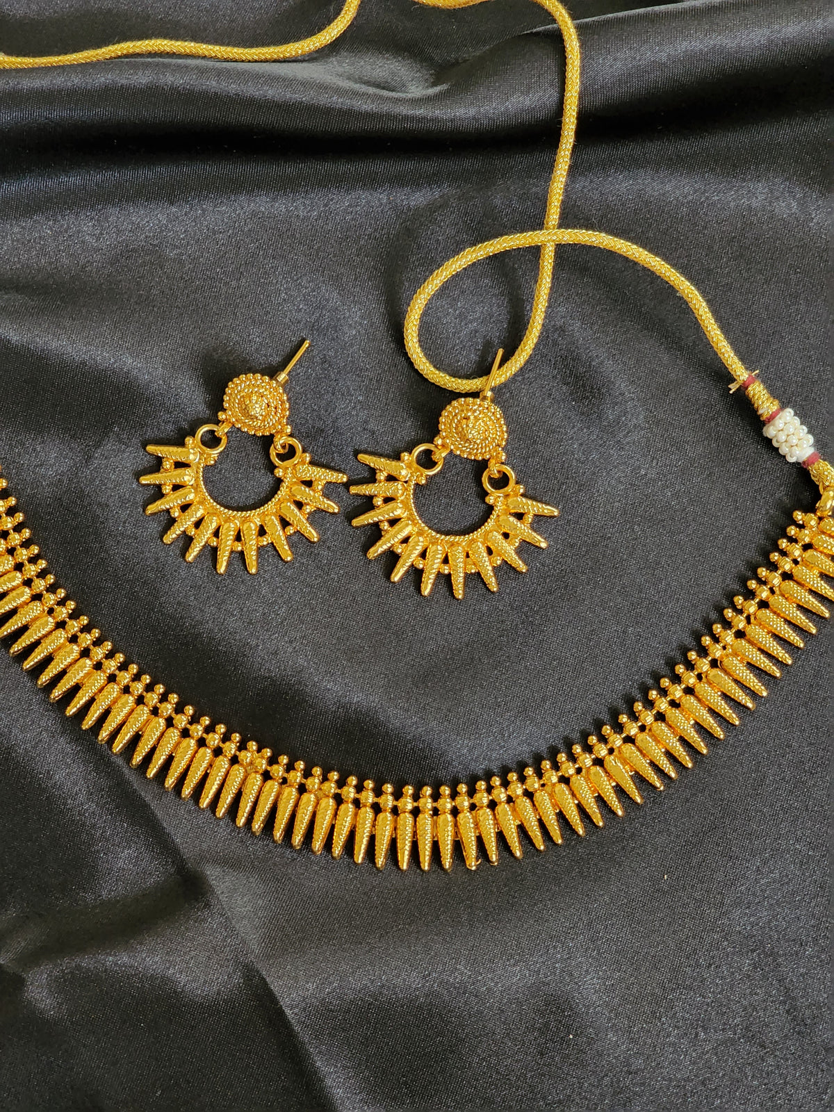 Gold plated set with earrings