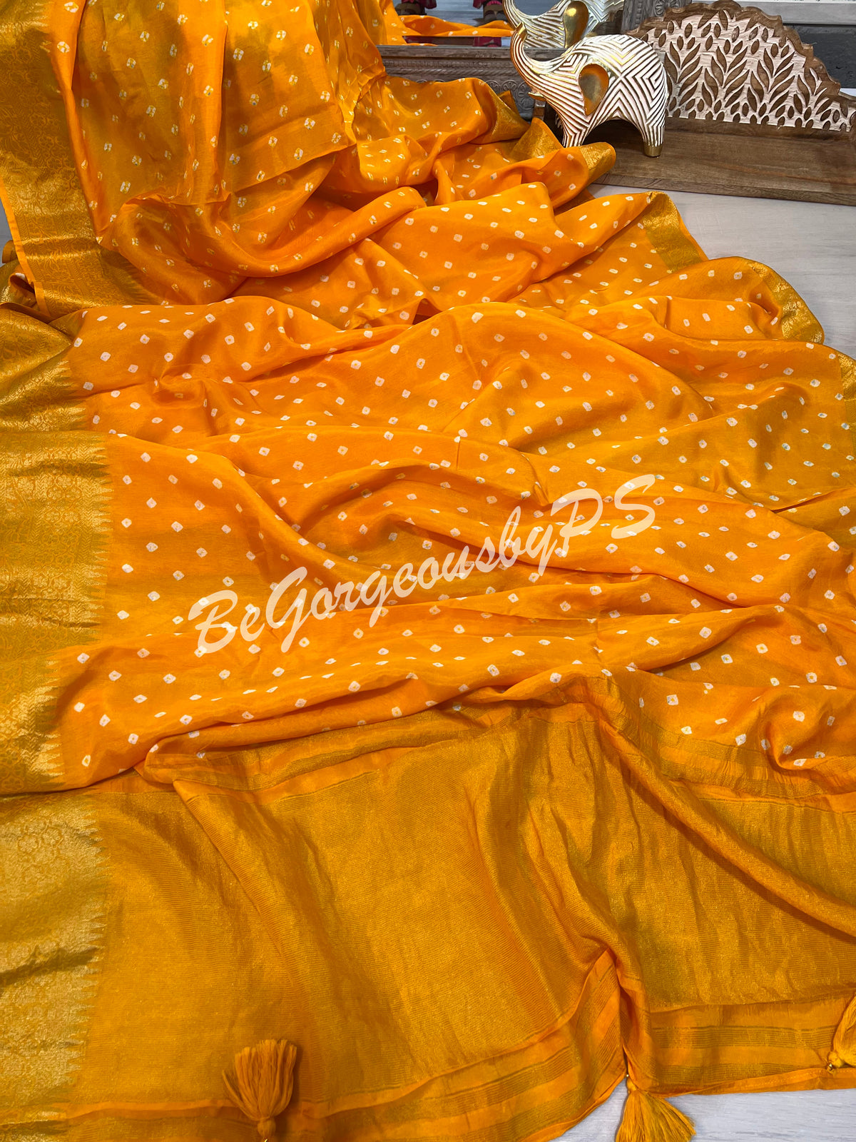 BANDHEJ ZARI YELLOW