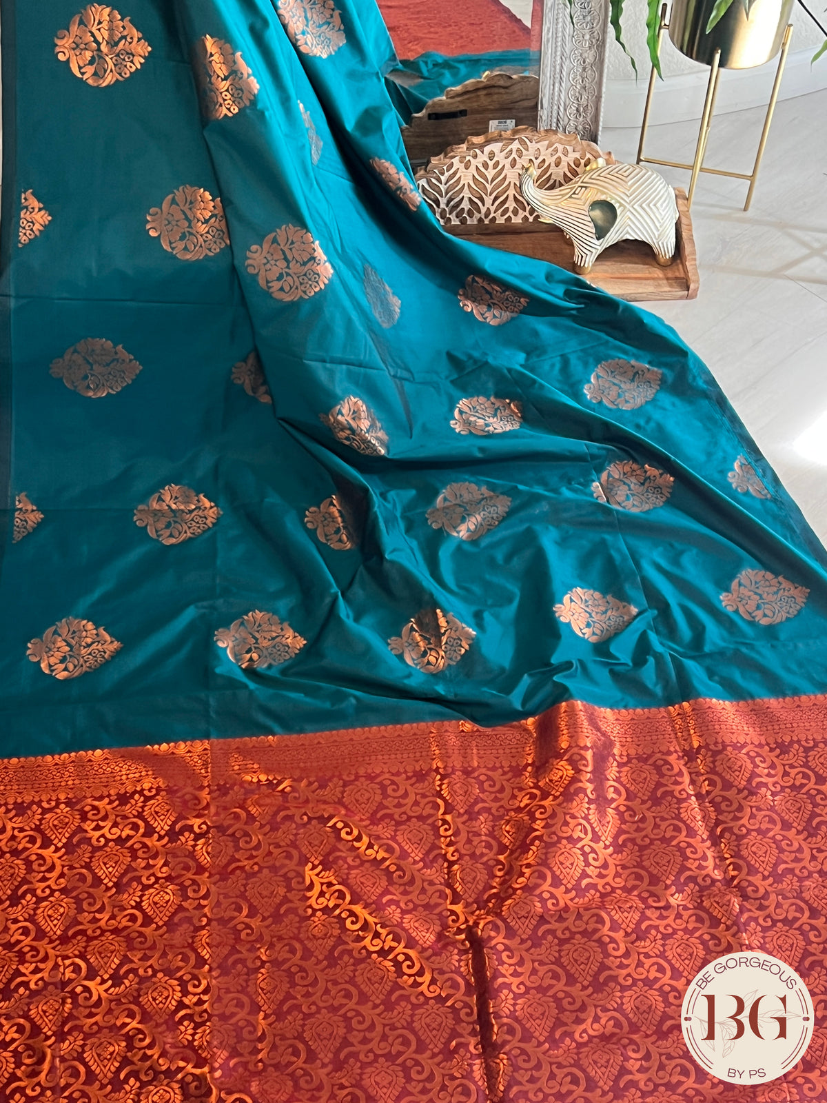 SOFT SILK SAREE PEACOCK GREEN