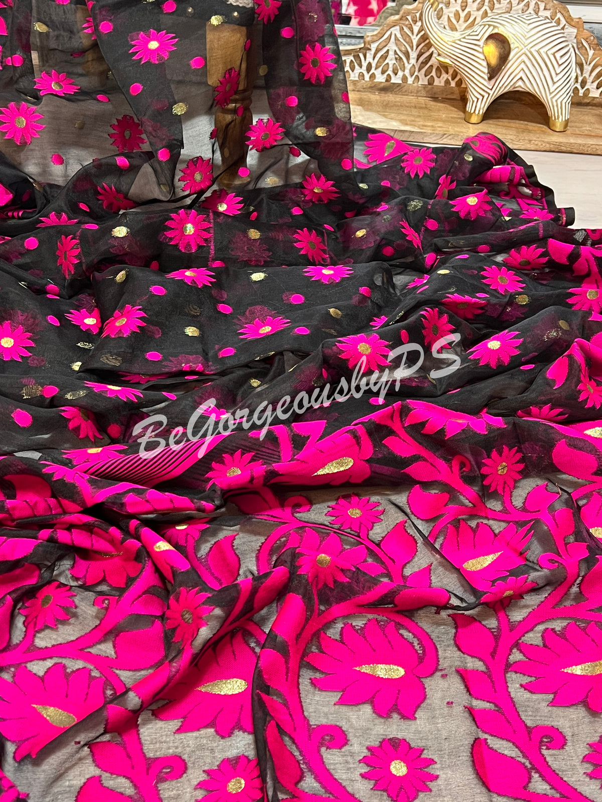 JAMDANI MUSLIN BLACK PINK SAREE