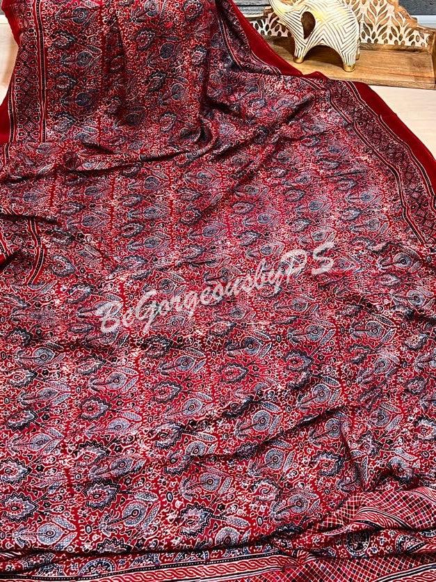 AJRAK MODAL RED