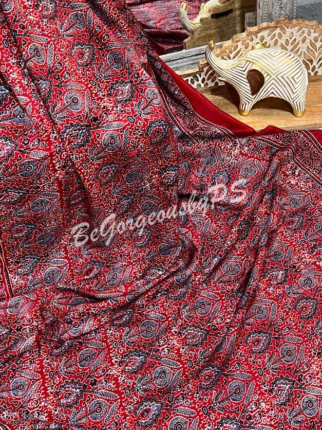 AJRAK MODAL RED