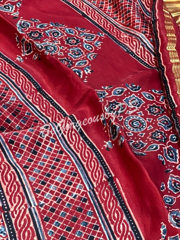 AJRAK MODAL RED