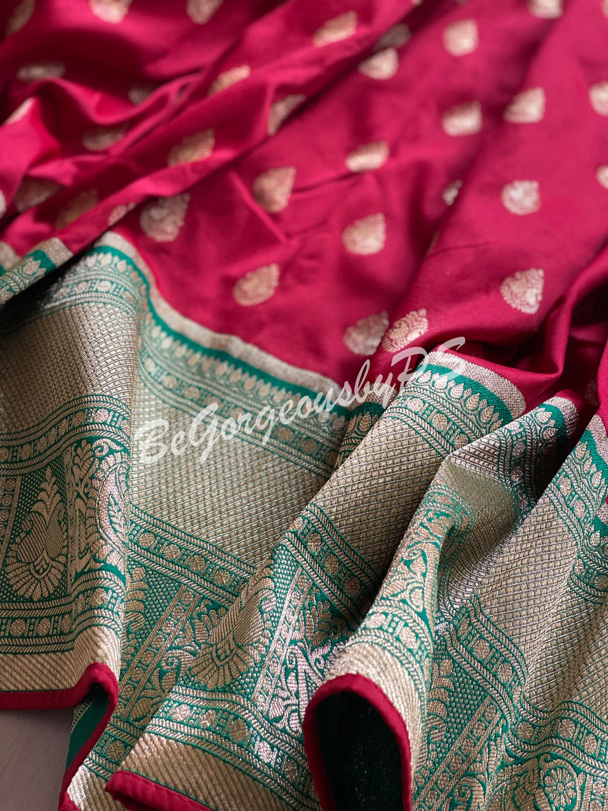 Pattu moonga banarasi saree