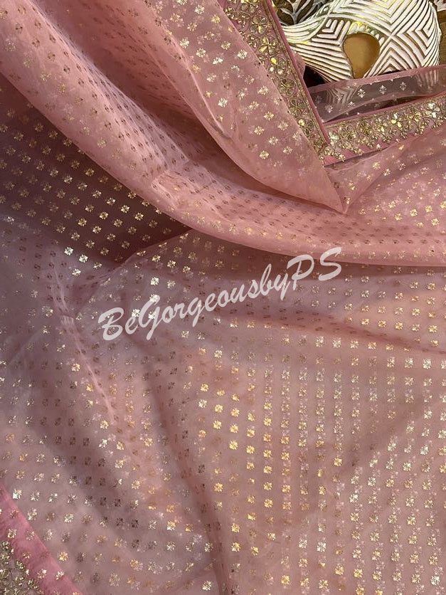 ORGANZA GOTA PINK