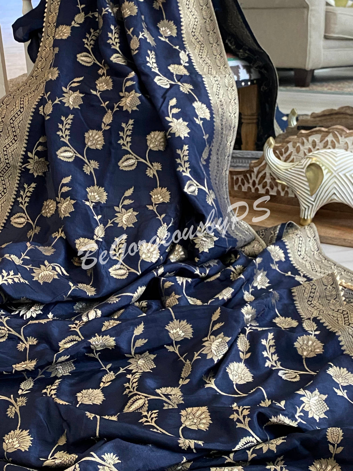 Moonga Banarasi saree with weaving