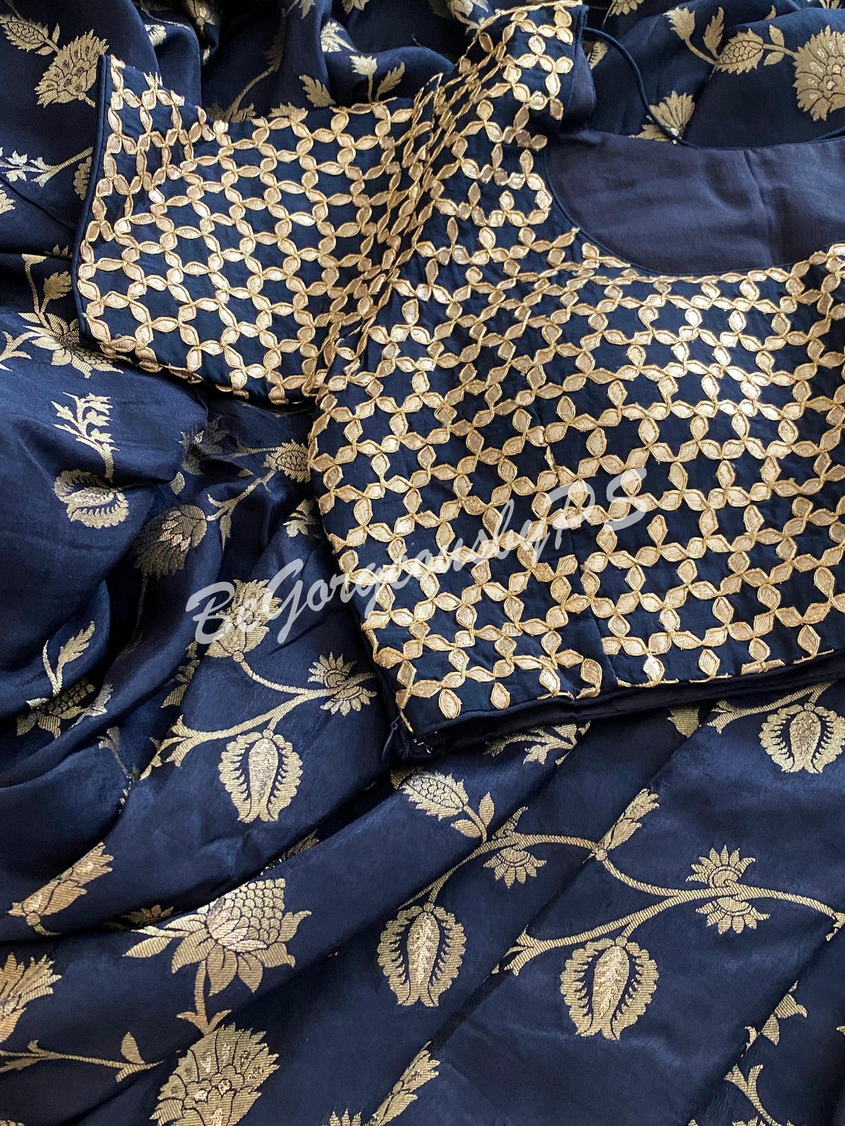 Moonga Banarasi saree with weaving