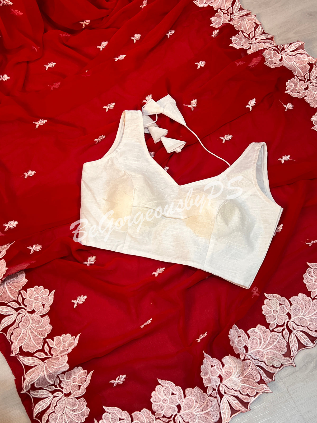 CUTWORK GEORGETTE RED & White