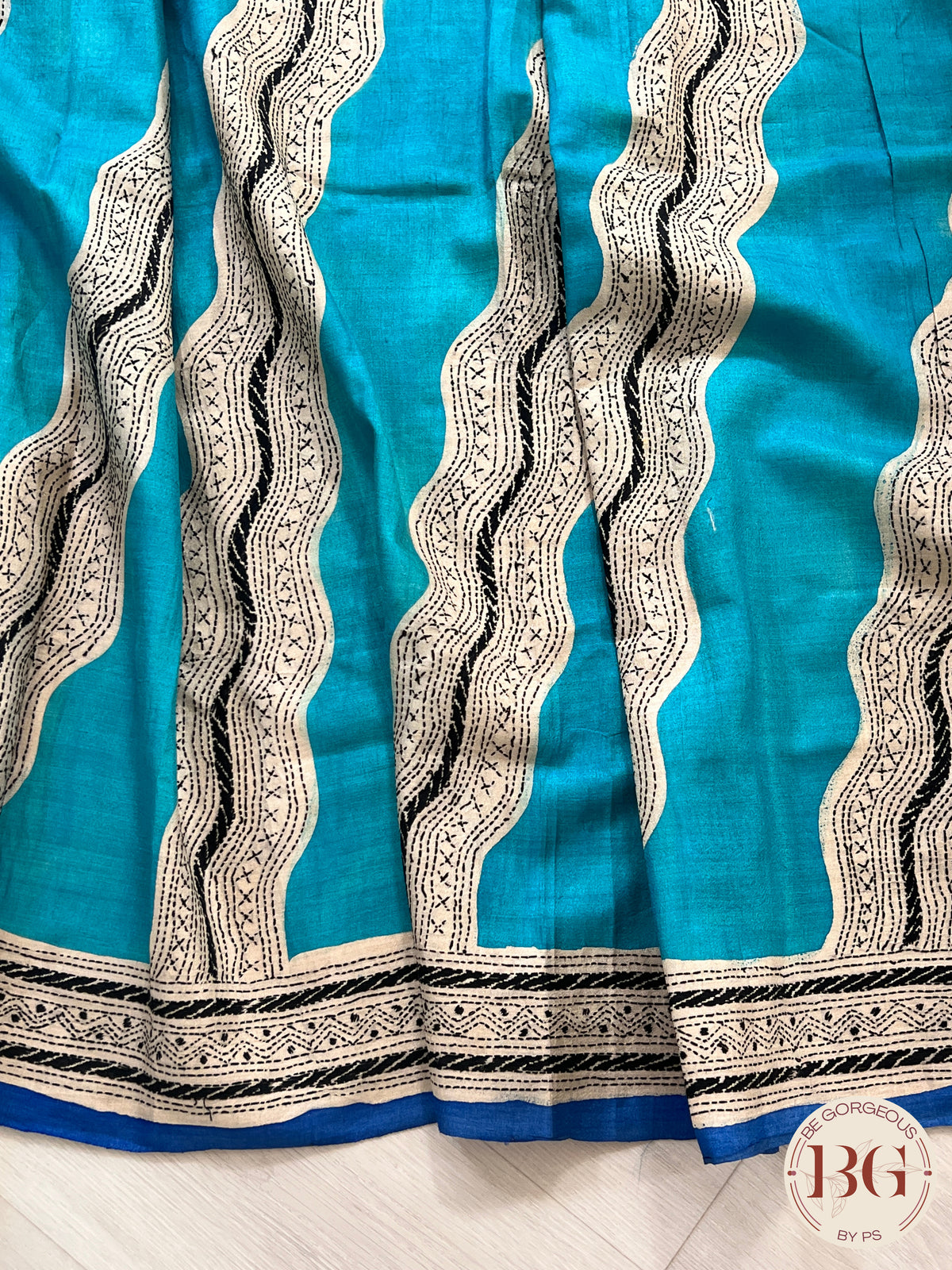 Kantha on tussar Blue