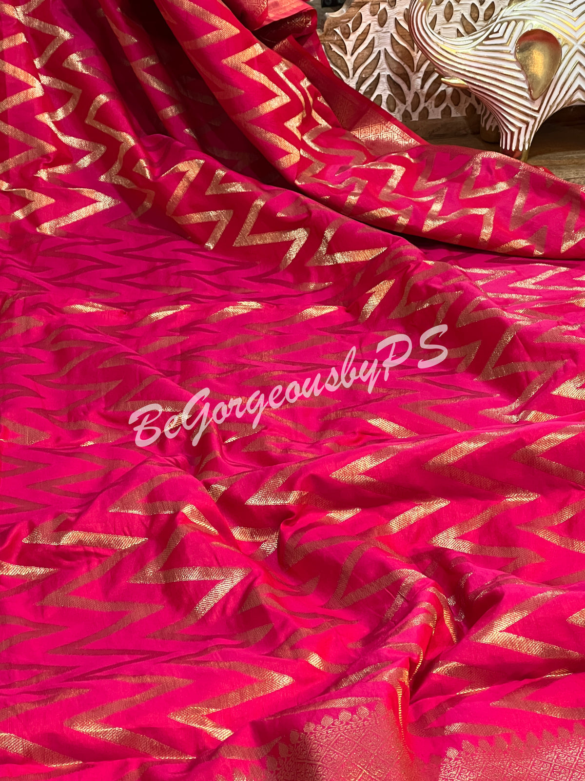 ZIGZAG SILK MEGENTA