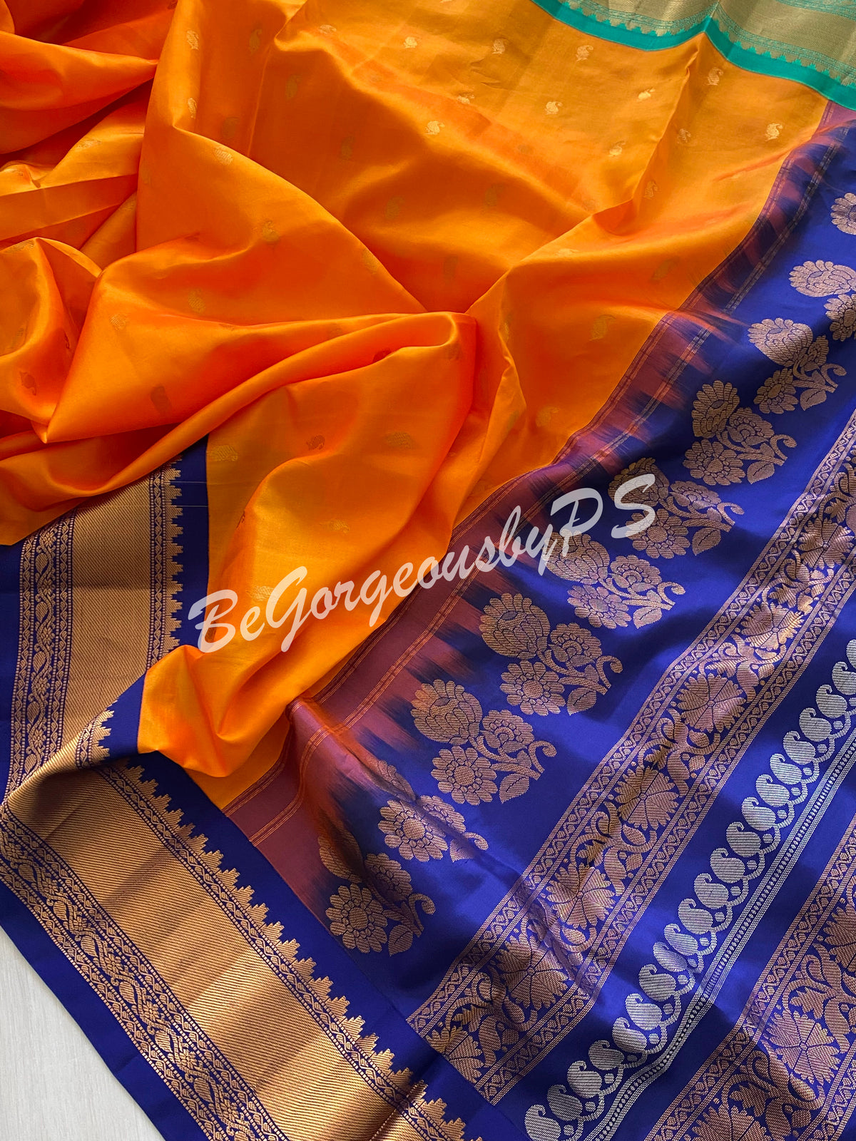 Gadwal Silk Saree with ganga jamuna border