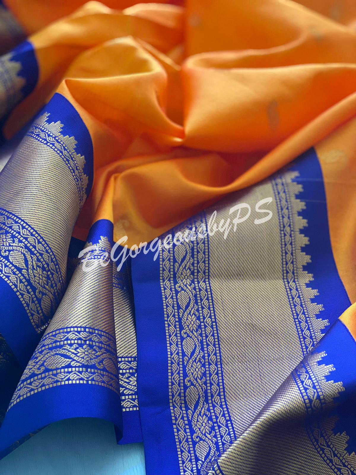 Gadwal Silk Saree with ganga jamuna border