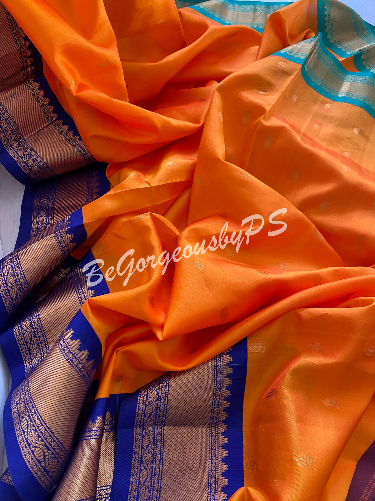 Gadwal Silk Saree with ganga jamuna border