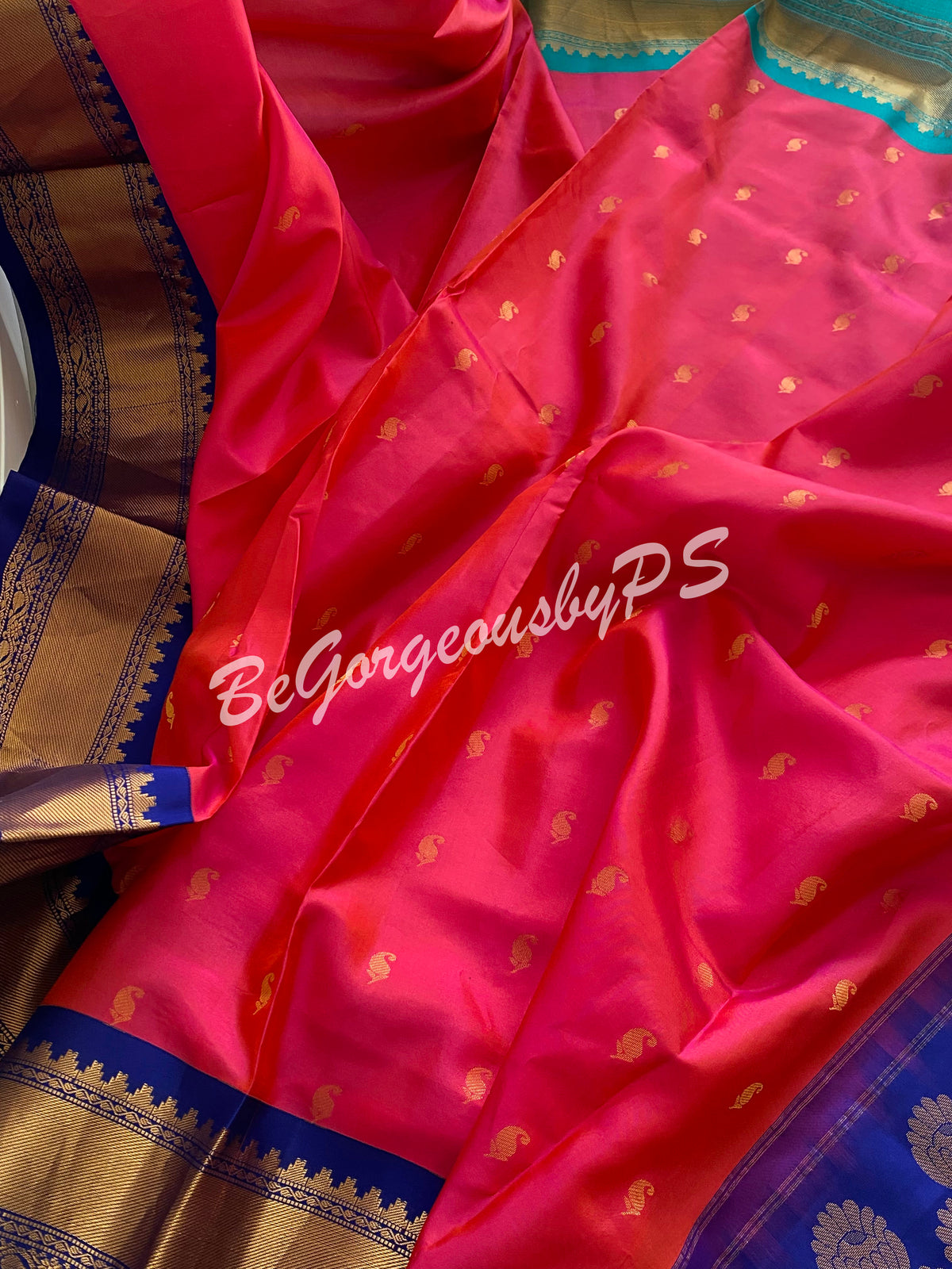 Gadwal Silk Saree with ganga jamuna border