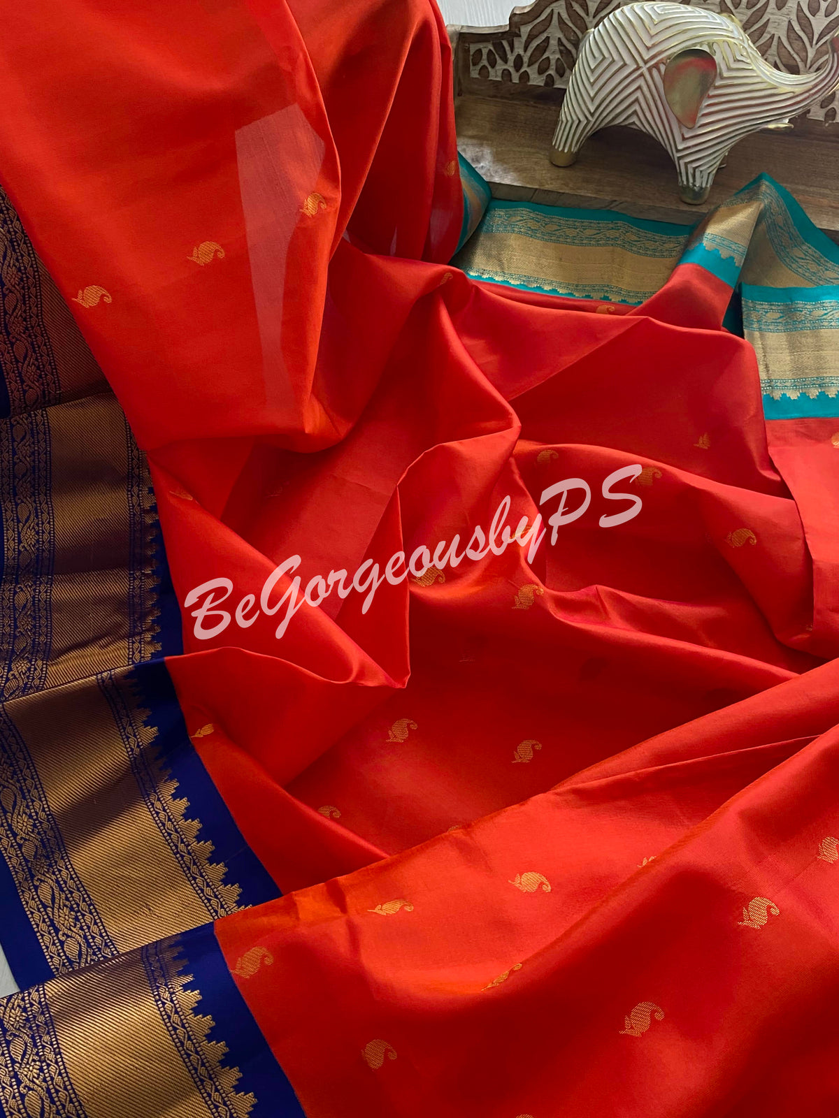 Gadwal Silk Saree with ganga jamuna border