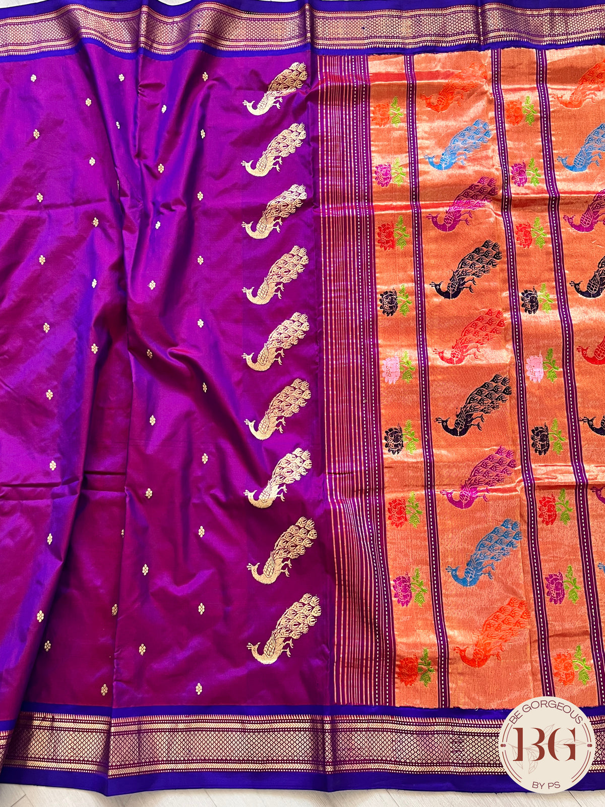 Paithani Shoulder Peacock Handloom - Purple saree