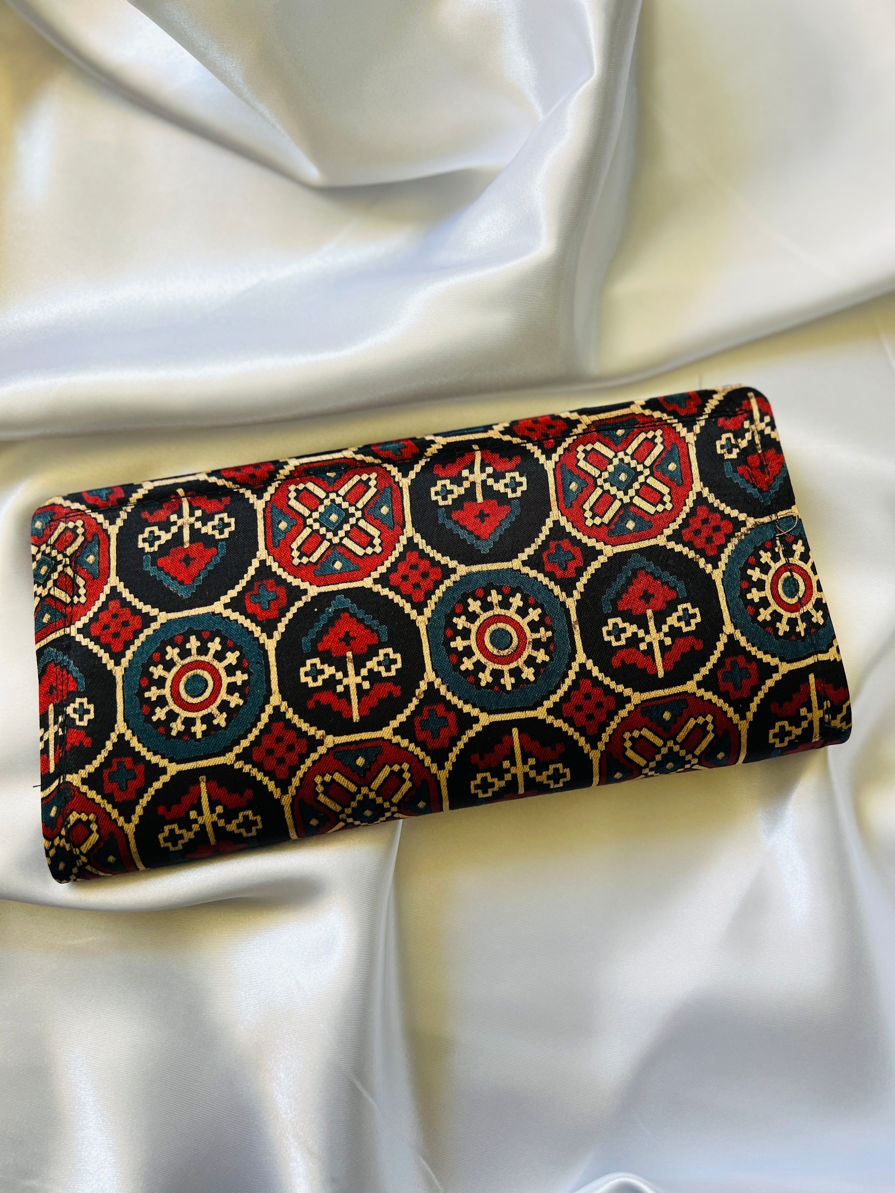 AJRAK PRINTED FABRIC CLUTCH -2