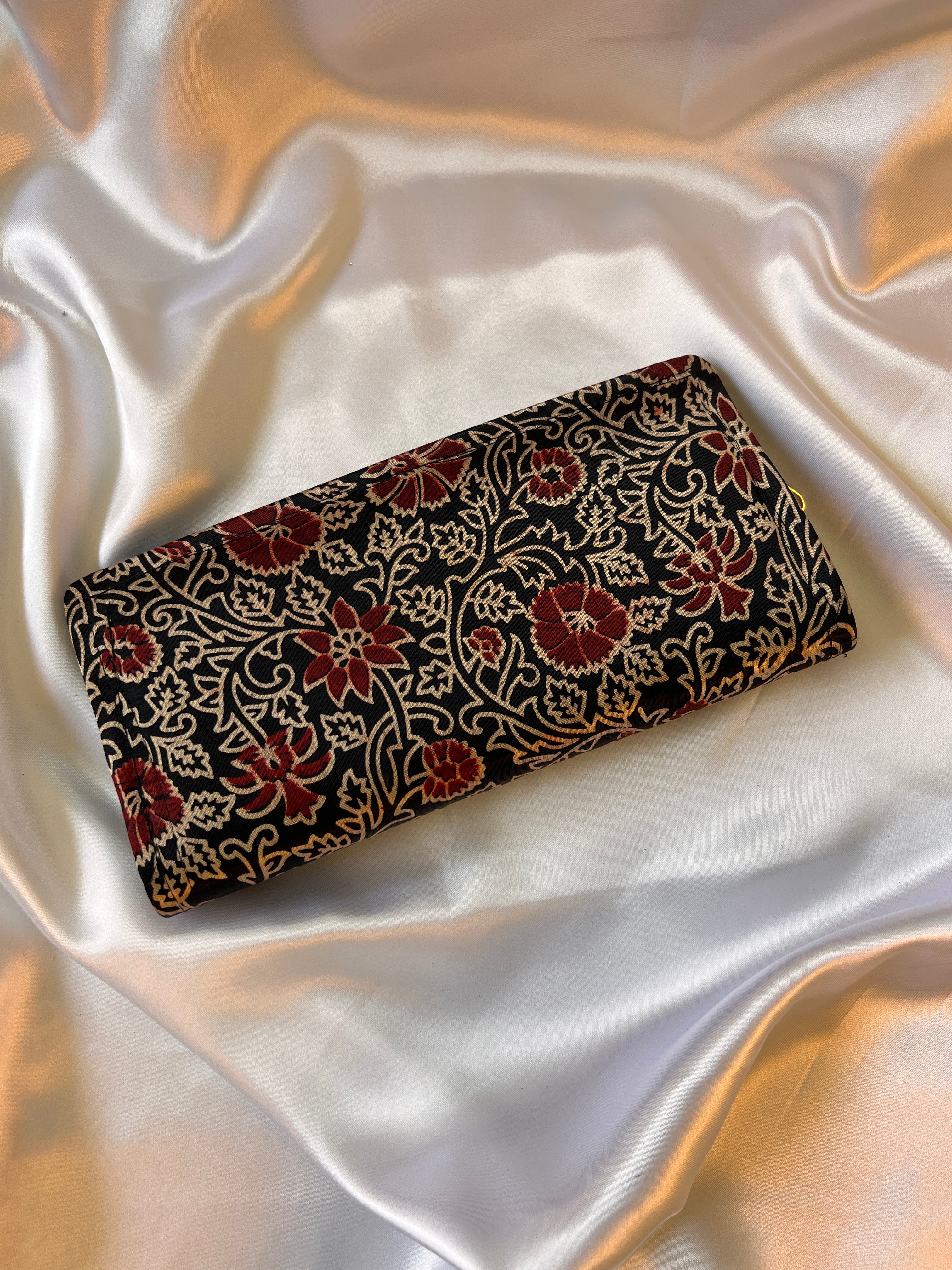 AJRAK PRINTED FABRIC CLUTCH - 7