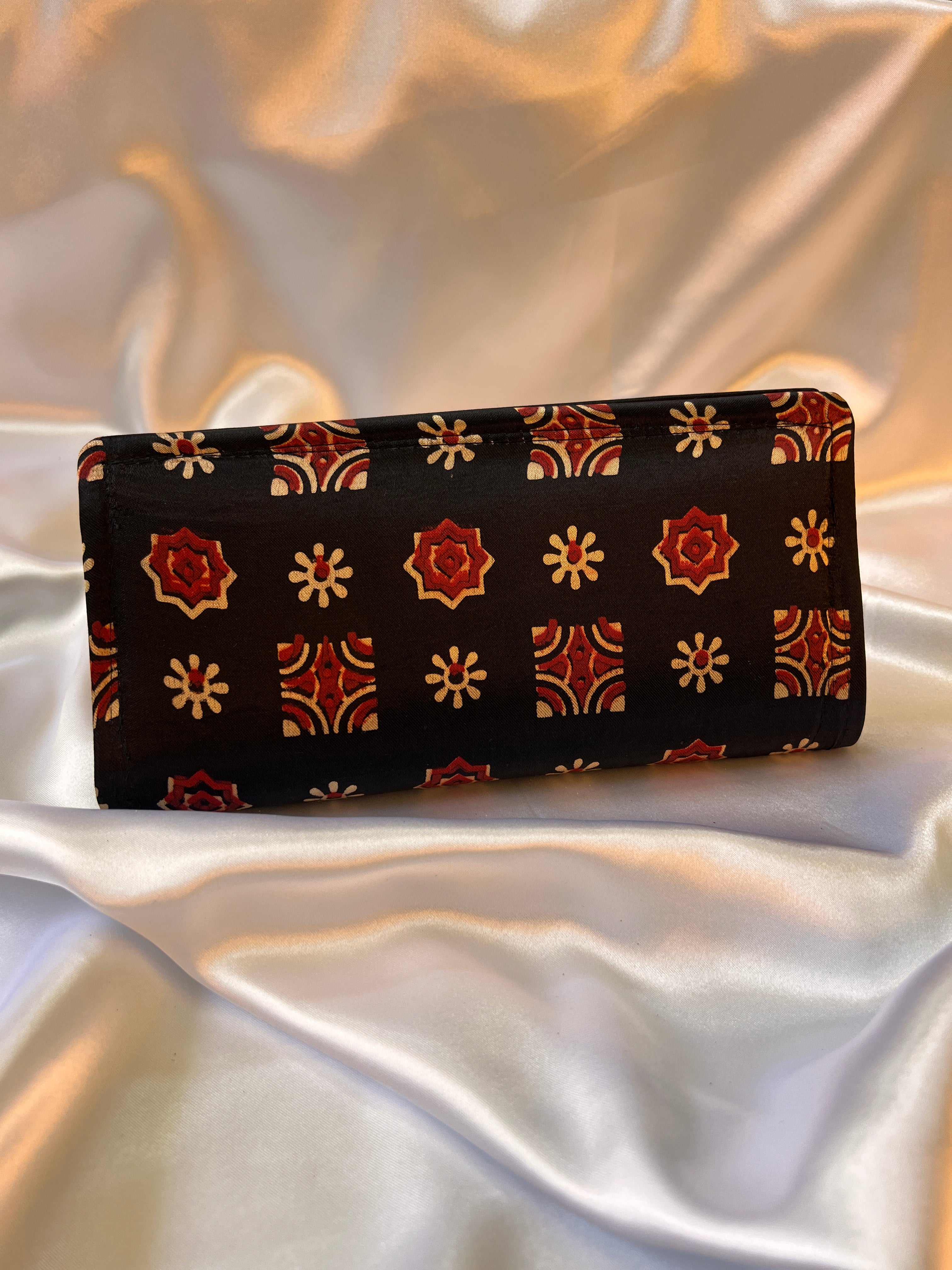 AJRAK PRINTED FABRIC CLUTCH - 8