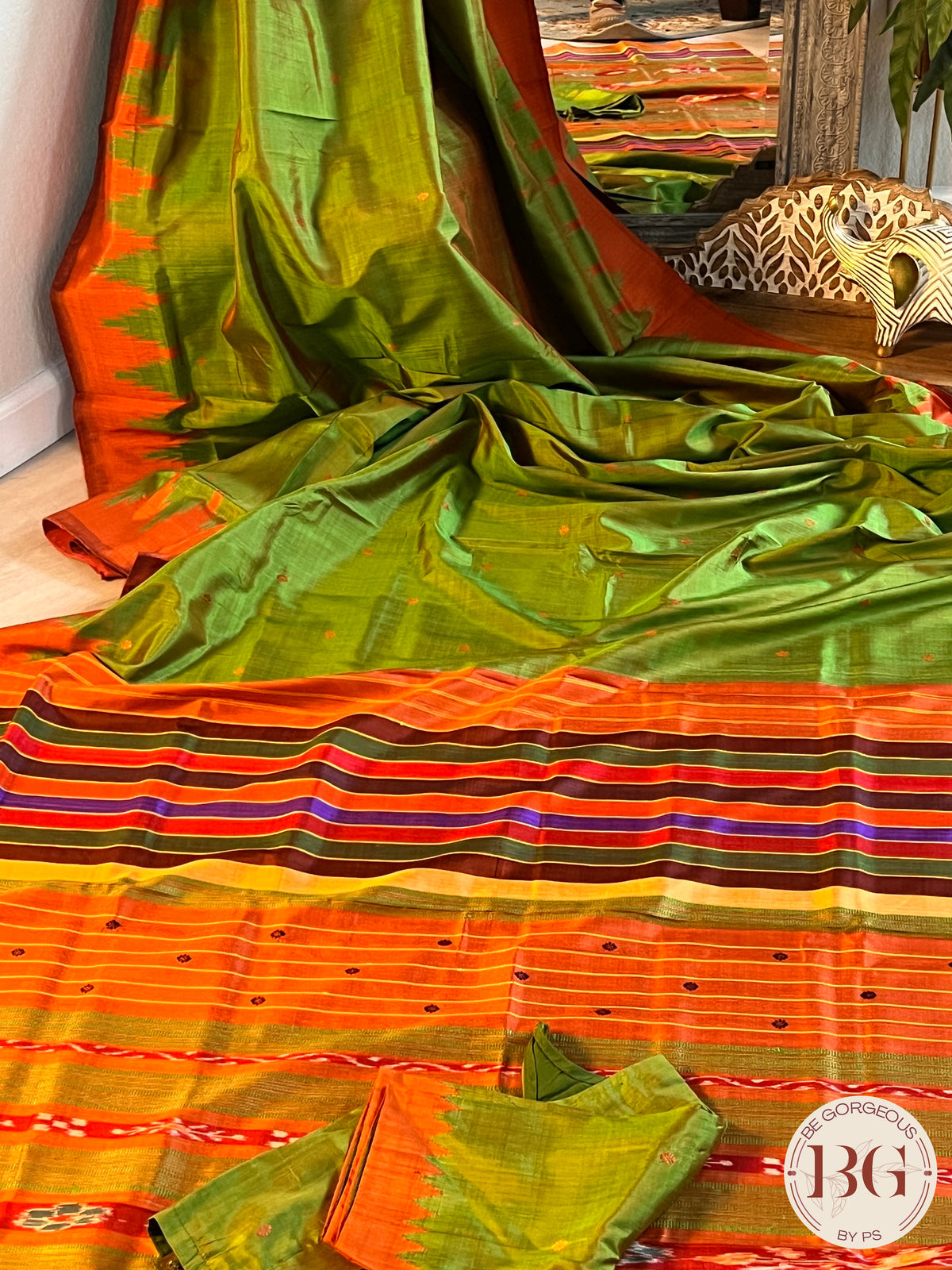 Berhampuri double pallu silk saree multicolor aanchal saree color - green