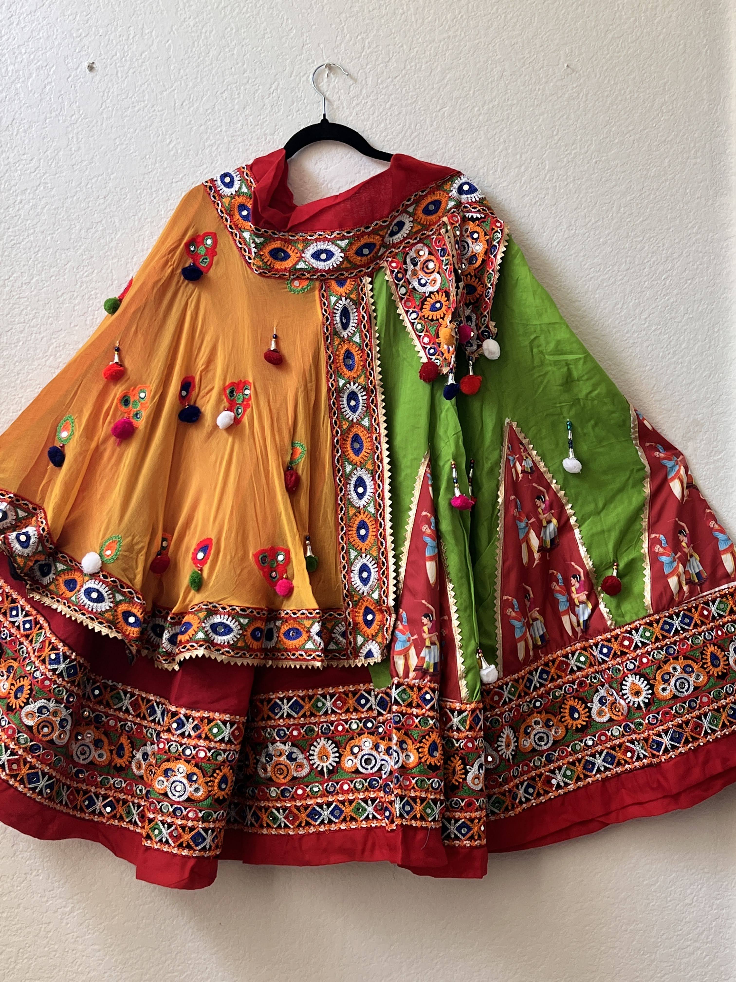 NAVRATRI LEHENGA RAJA RANI YELLOW LE-NAV-RAJ-RE324