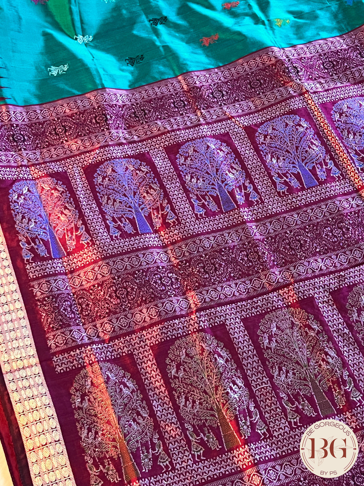 Bomkai silk Rajo doli handloom saree color - peacock green