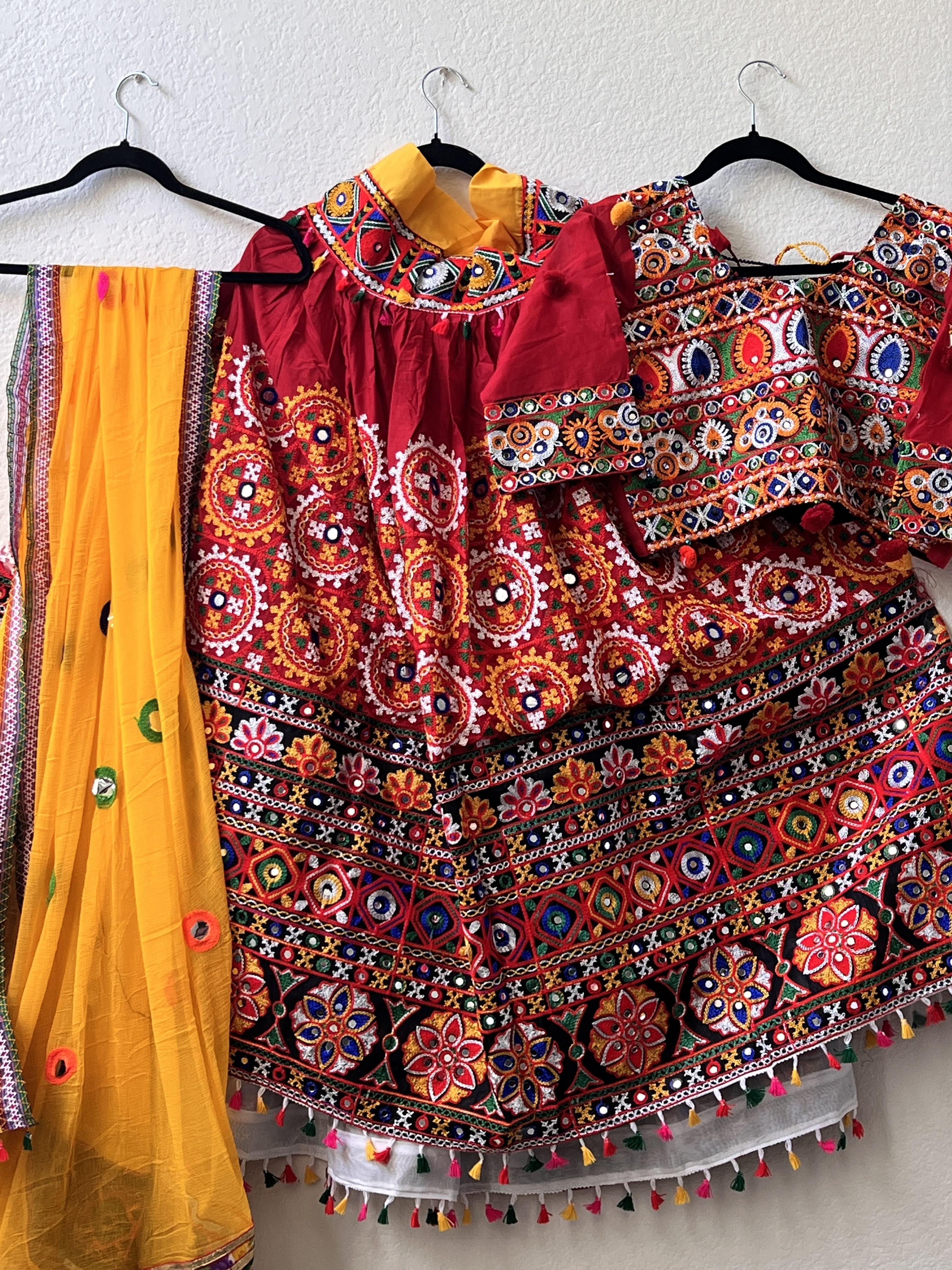 NAVRATRI LEHENGA KUTCH WORK RED LE-NAV-KUT-RE318