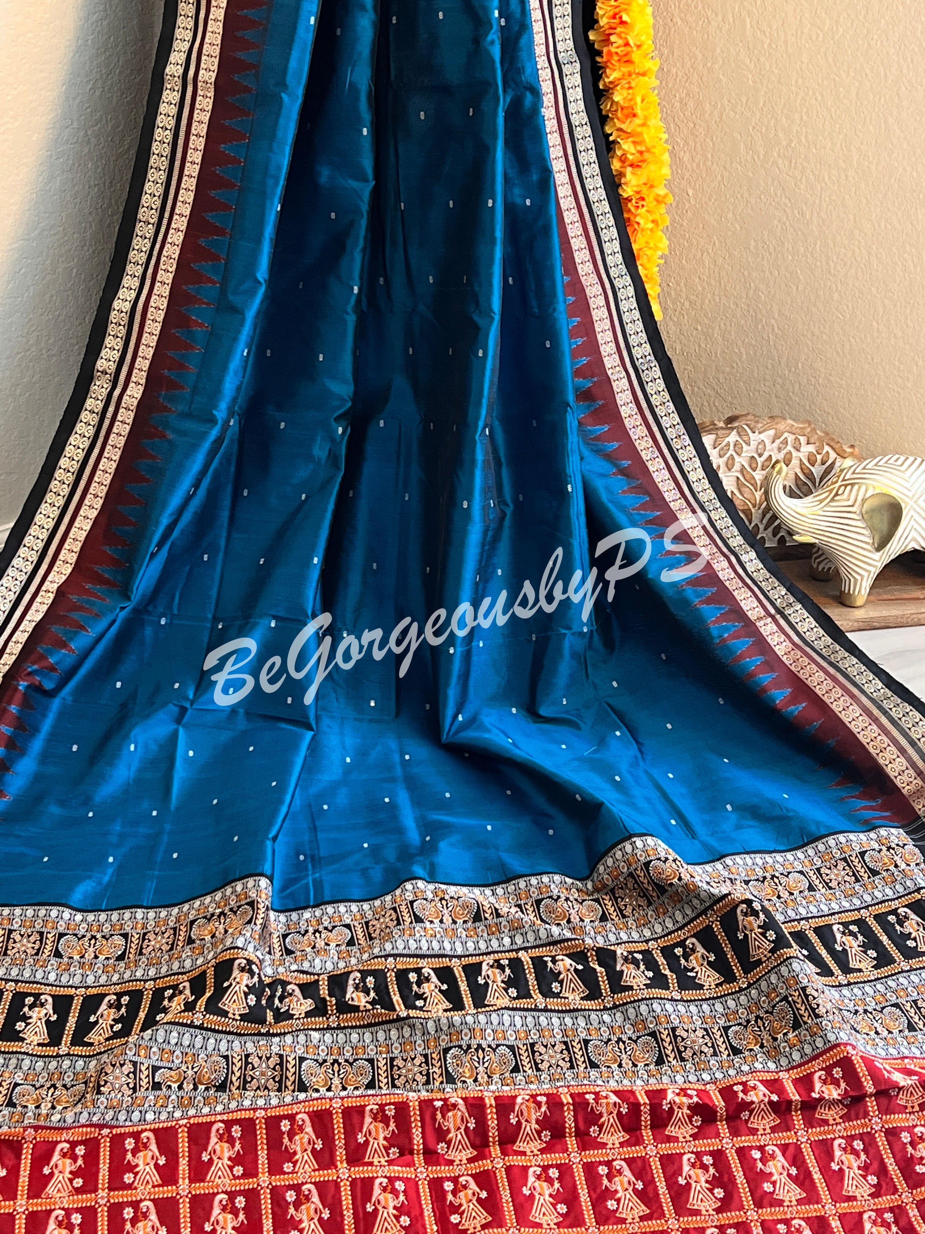 Plain Body Pallu Doll Silk blue