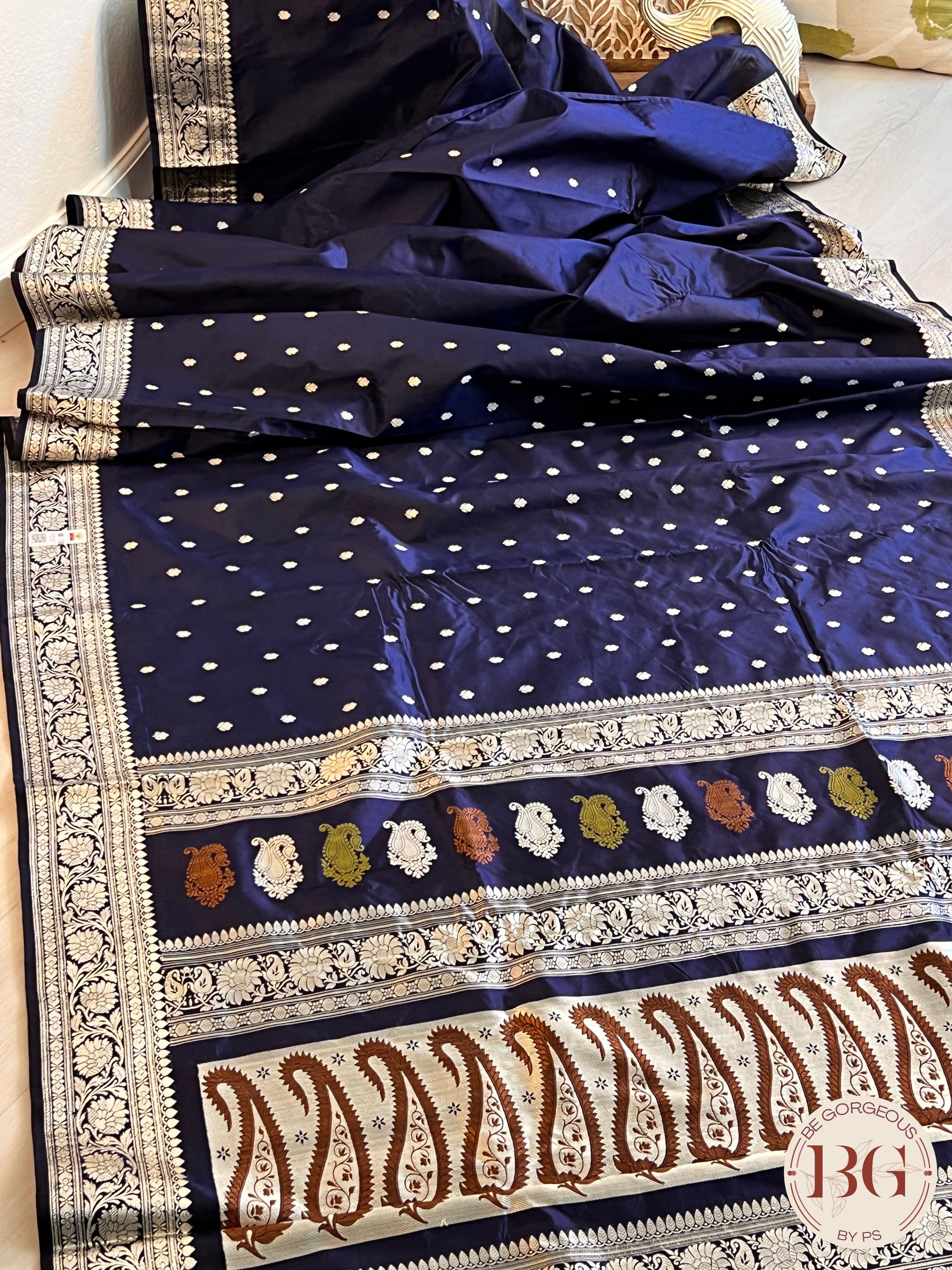 Banarasi Katan Silk silkmark certified with stitched blouse - navy blue