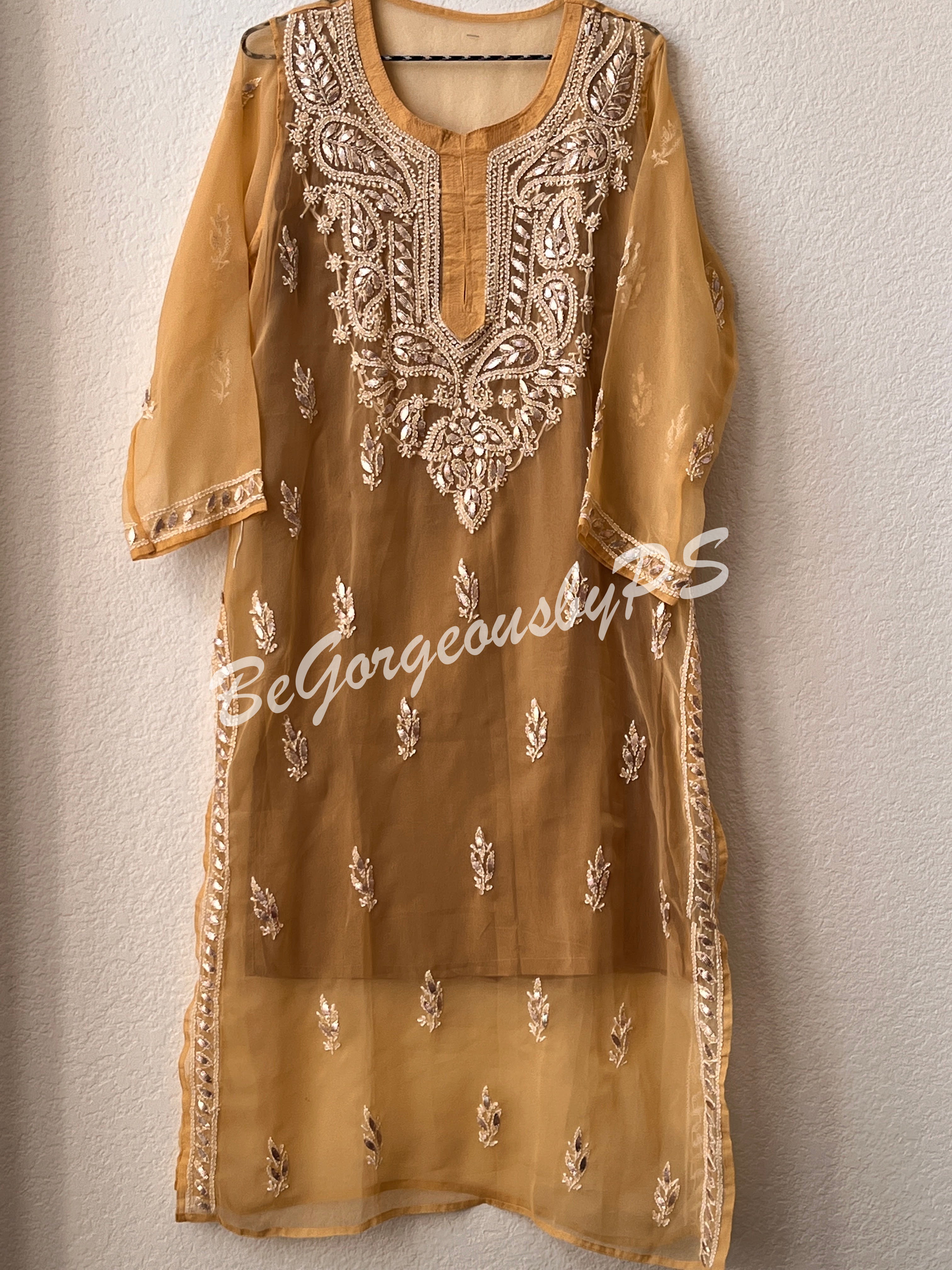 Chikankari gota patti kurti