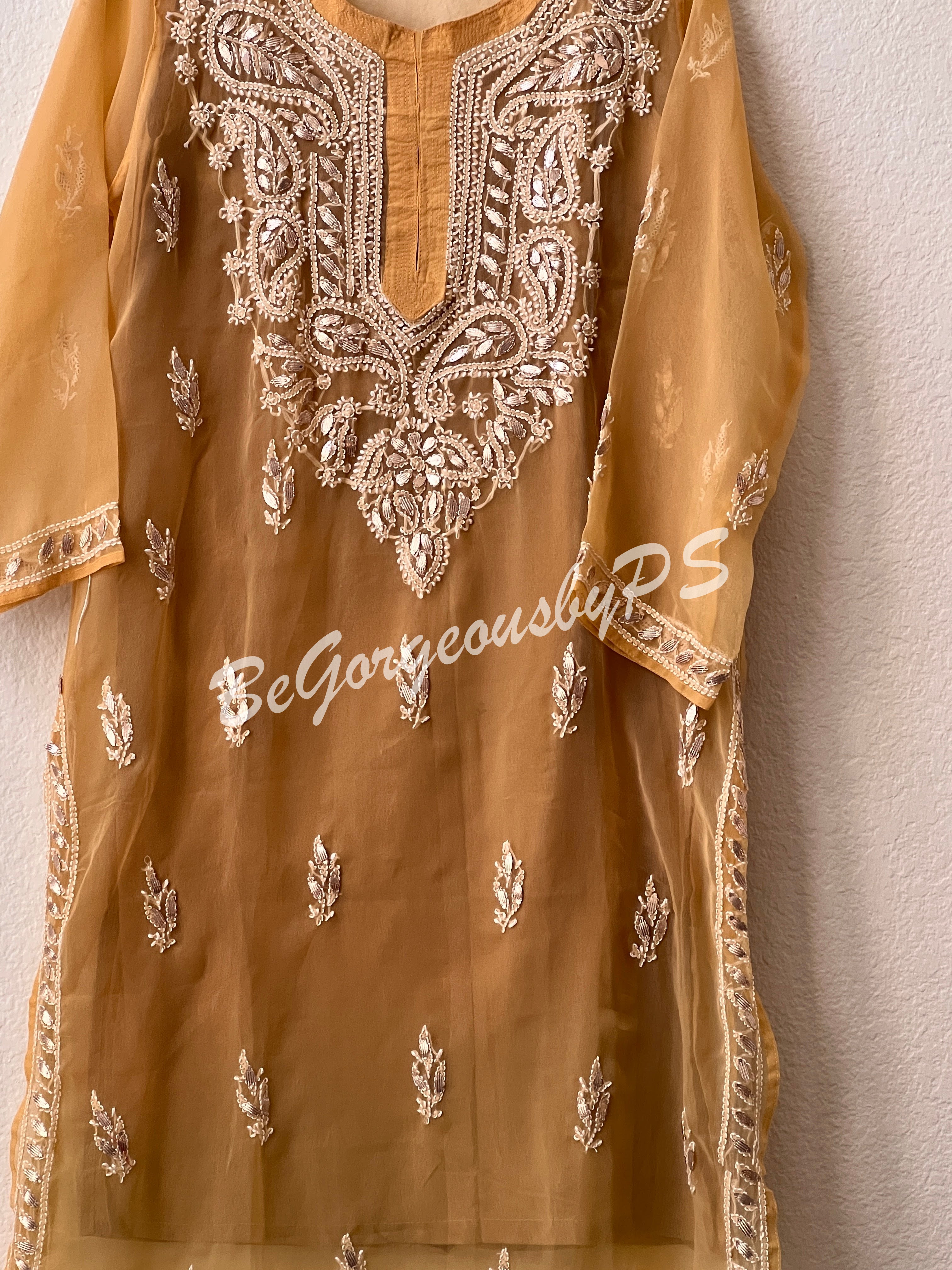 Chikankari gota patti kurti