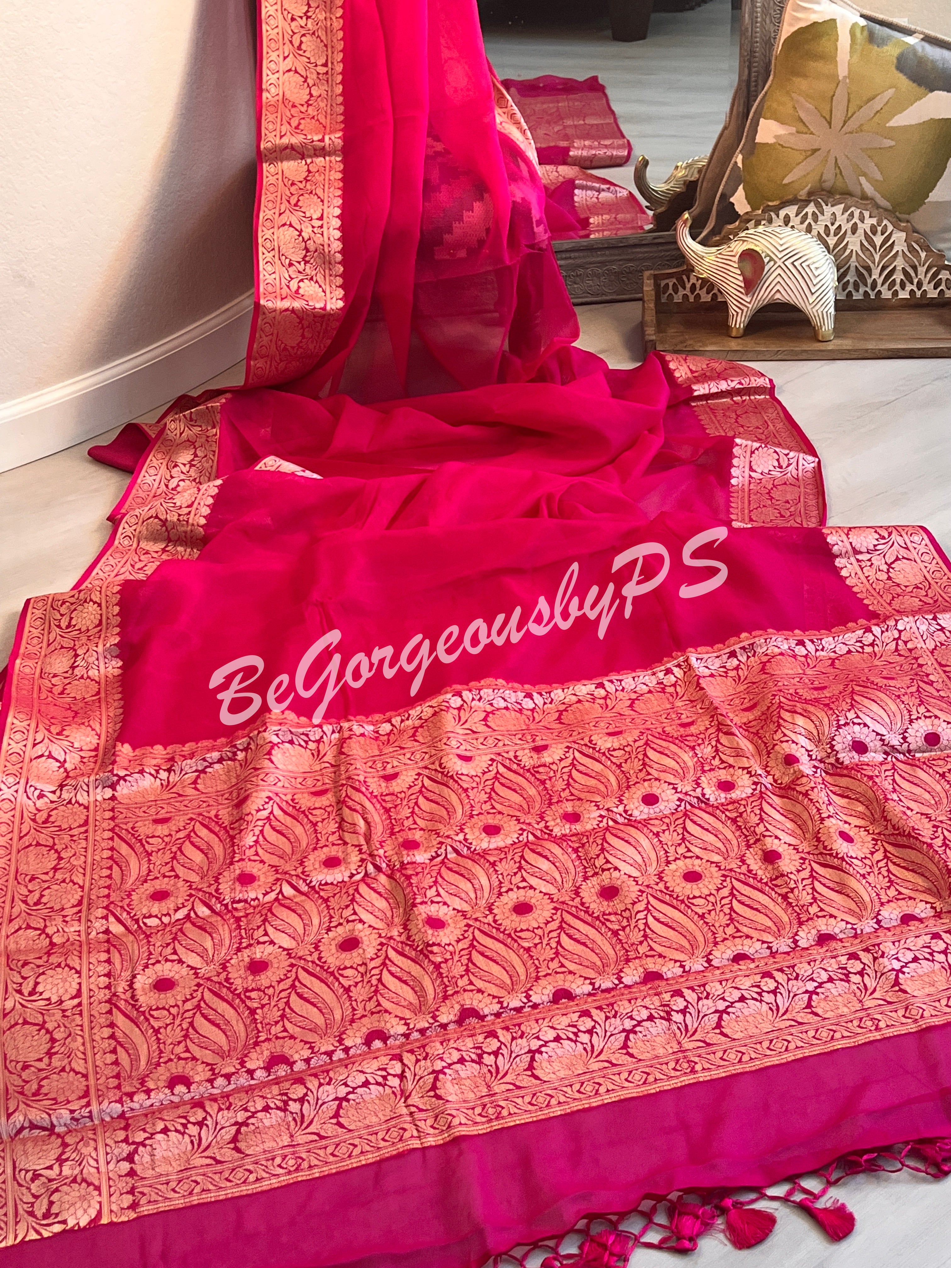 Banarasi Georgette silk plain body weaving pallu & stitched blouse pink