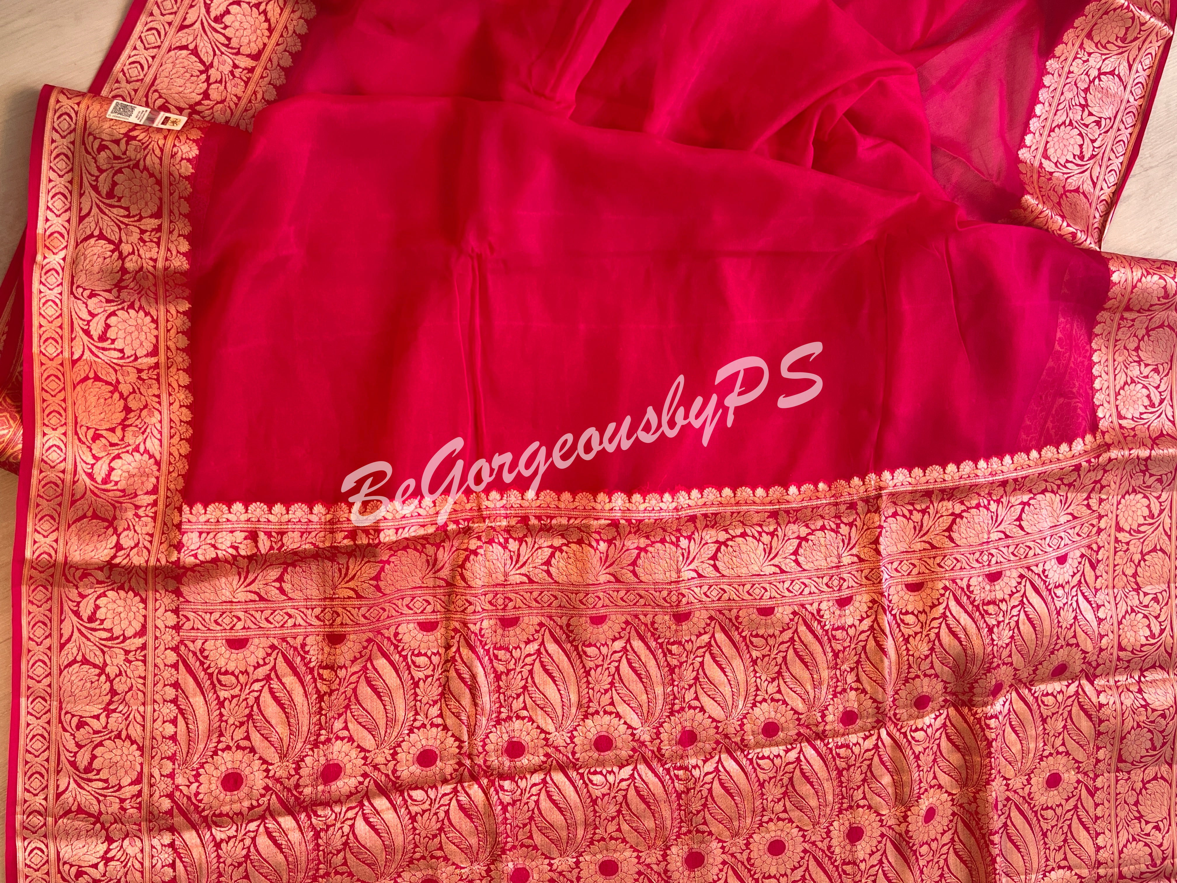 Banarasi Georgette silk plain body weaving pallu & stitched blouse pink