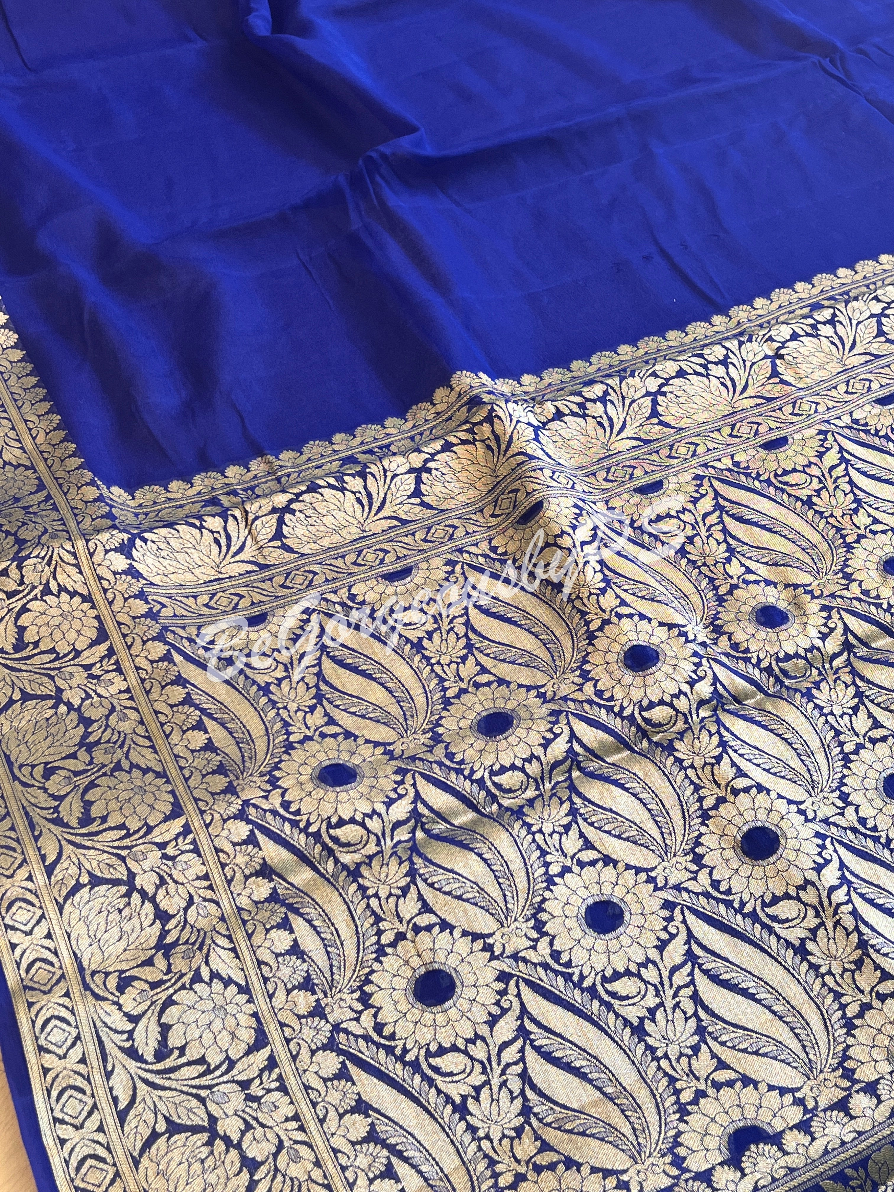 Banarasi Georgette silk plain body weaving pallu & stitched blouse Blue