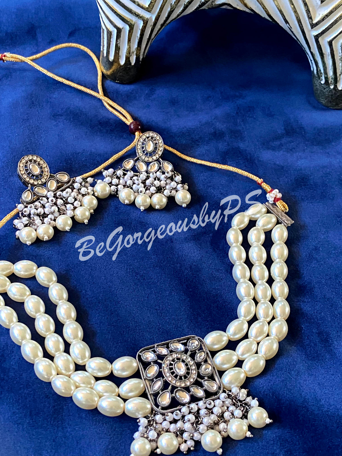 Three Layered Pearls Victorian Choker Necklace Set