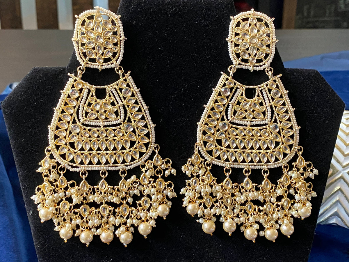 Gold earrings